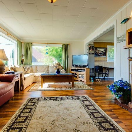 Coastal Breeze Villa Depoe Bay Eksteriør billede